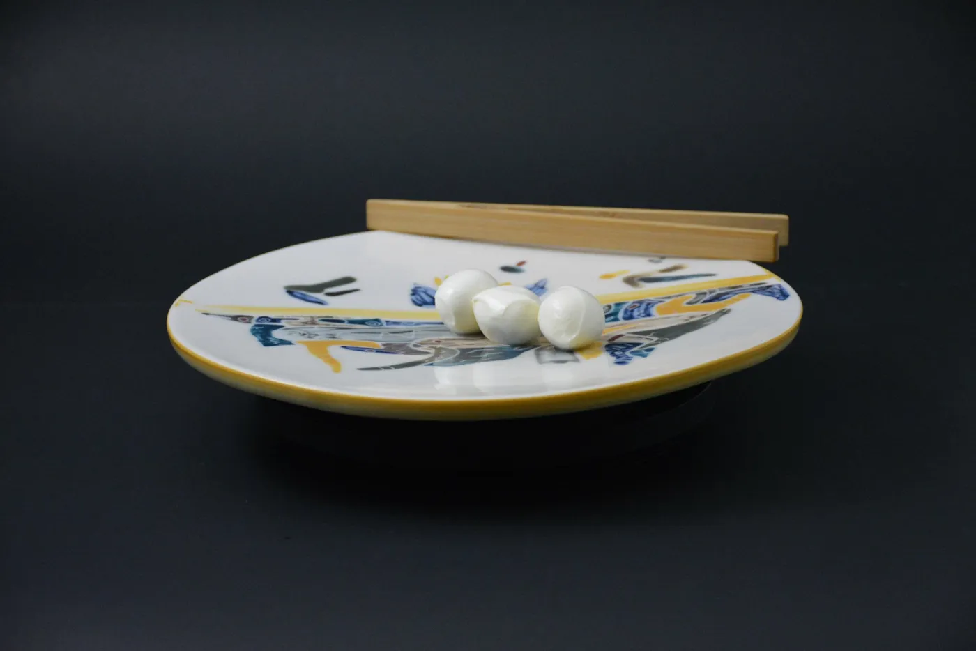 PL-04 Ceramic Cheese Sushi Tray - Plateau à fromage-Sushi porcelaine — assiette, porcelaine de Art Hic et Nunc