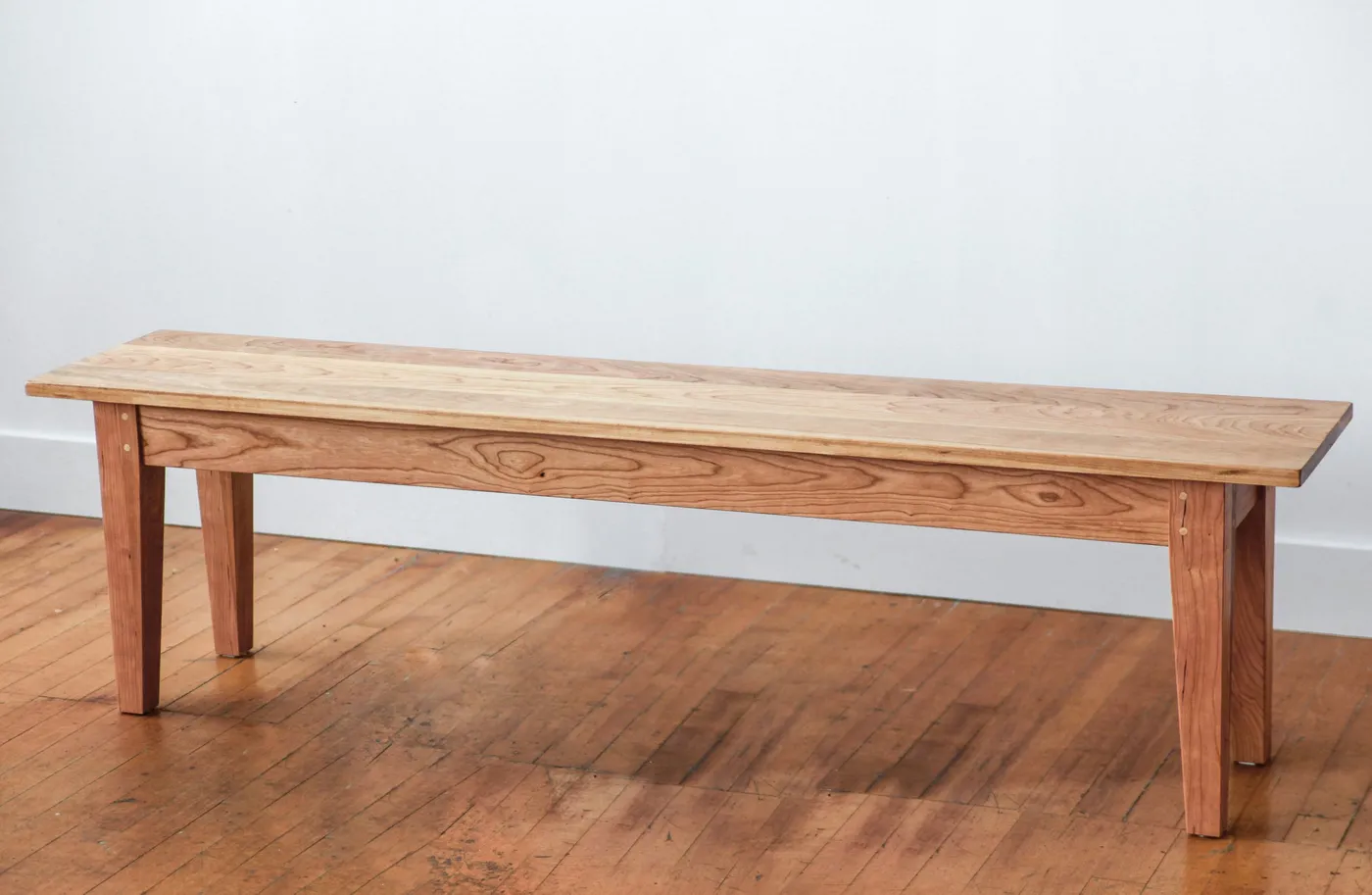 Banc Style Shaker — banc, bois du Boisselier