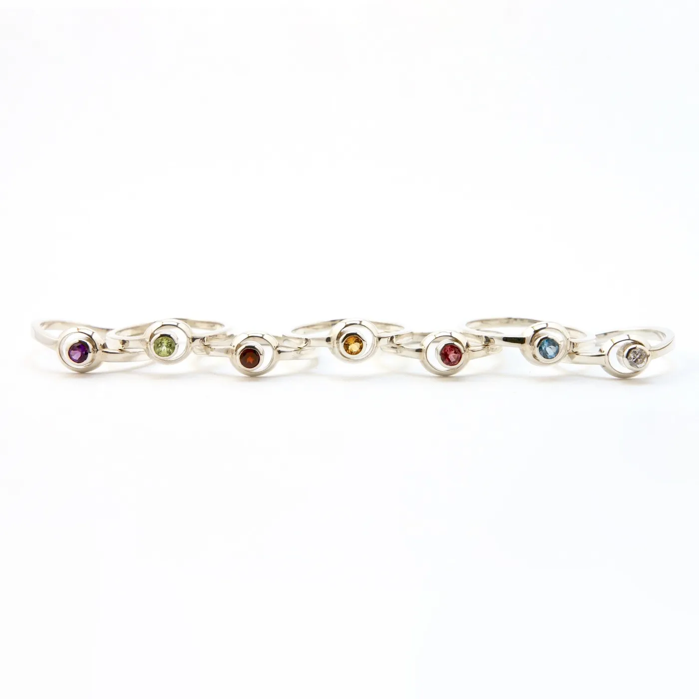 Bague LUNA , argent sterling et pierre semi-précieuse, bague sertie d'un péridot. Bague de fiançailles, mariage, pierre fine. — bague, argent…